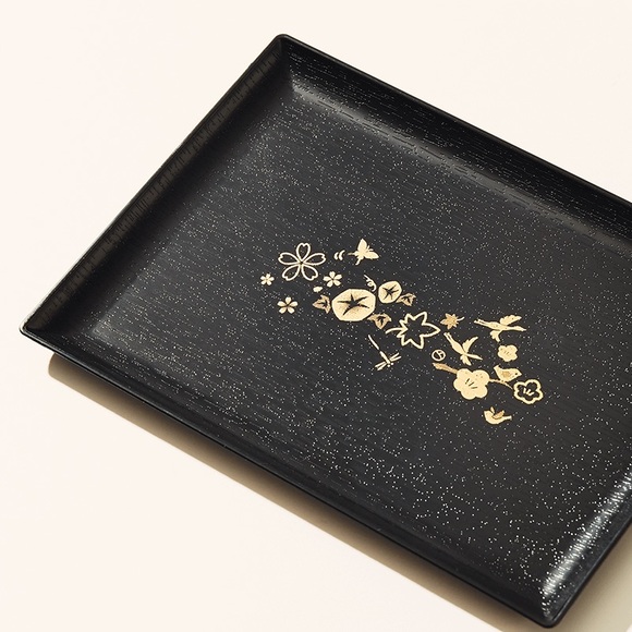 Assorted Japanese Plates - Picture 2 of 10